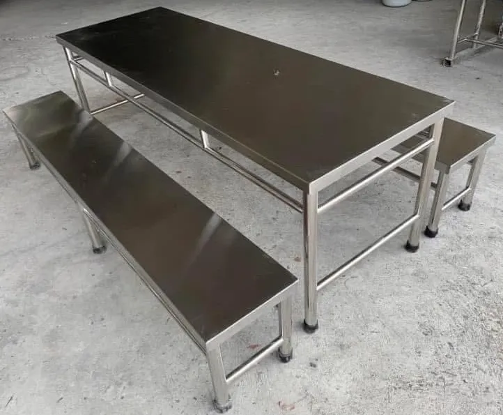 โต๊ะโรงอาหารสแตนเลส เกรด 304 พร้อมม้านั่งยาว 2 ตัว