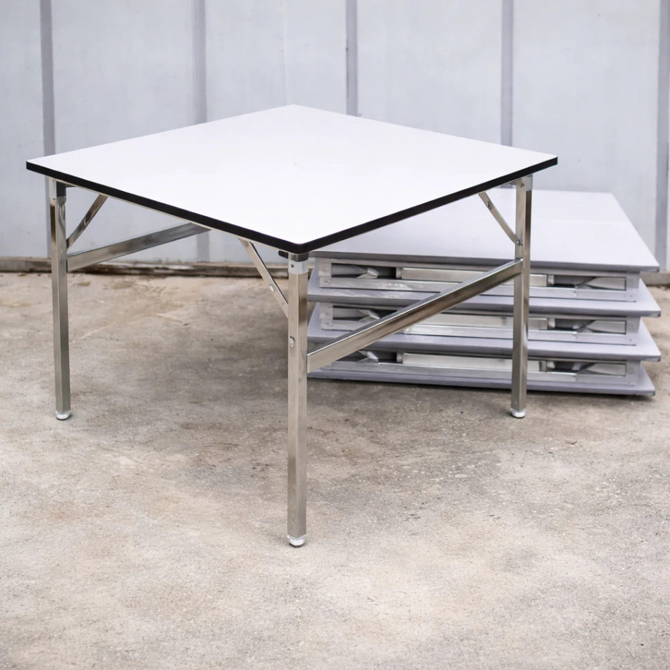 โต๊ะพับสี่เหลี่ยม หน้าฟอเมก้าขาว / เมลามีนขาว TOP หนา 25 มม. โครงขาเหล็กพับได้