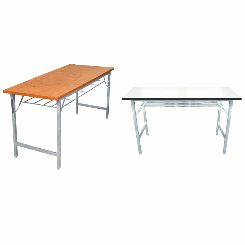 โต๊ะพับมีตะแกรงใต้โต๊ะ หน้าเมลามีน / ฟอเมก้าขาว โครงขาเหล็กพับได้