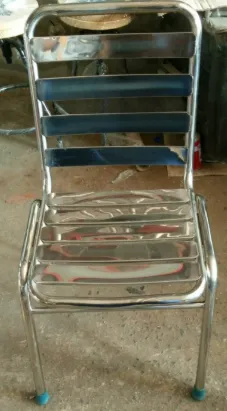 เก้าอี้สแตนเลสแท้ มีที่พิง